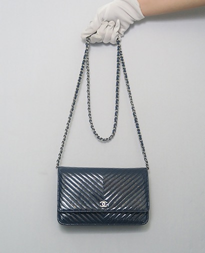 Chevron WOC, £995, Handbags, Leather/Patent Leather, Front view